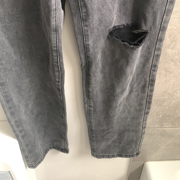 Jeans - Picture 5 of 16